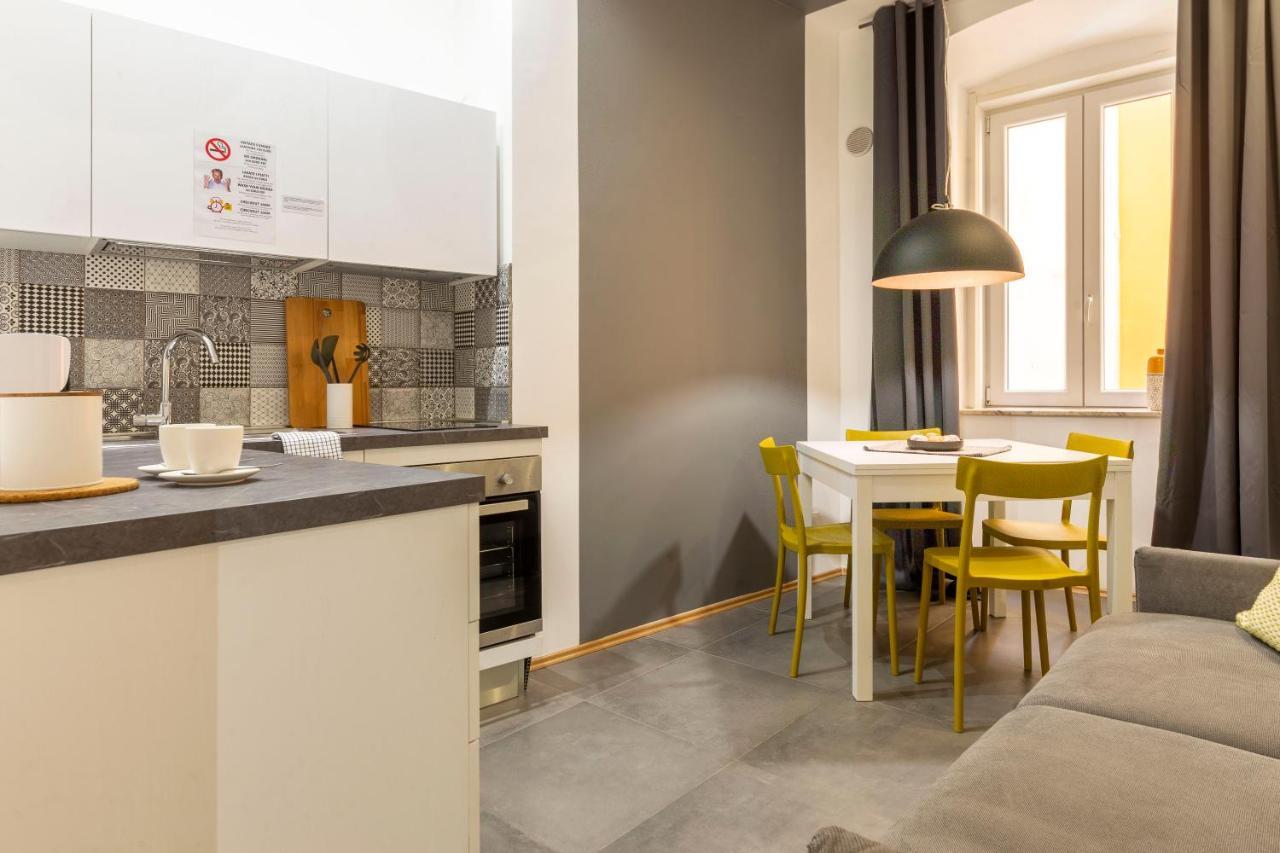Tram Apartment For 4 Guests Trieste Exterior photo